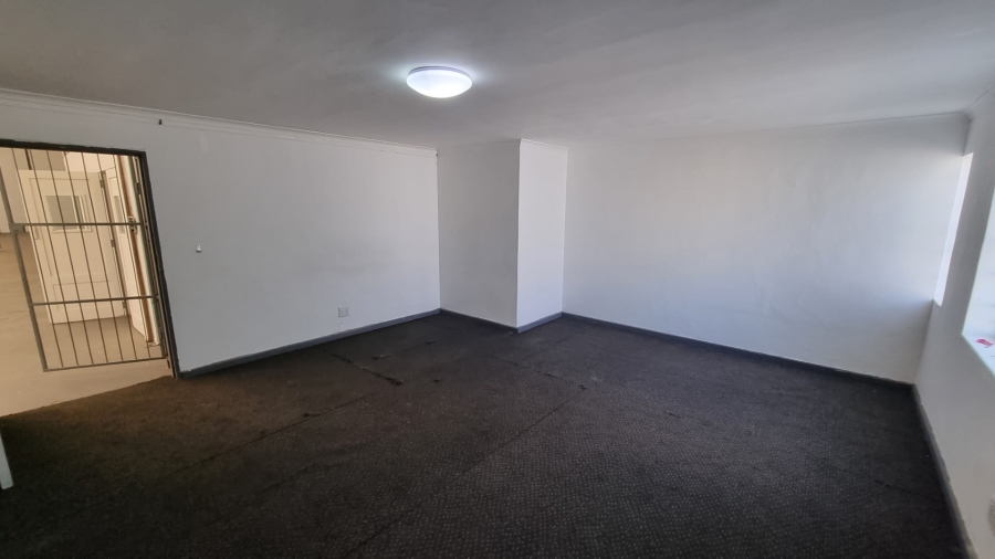 To Let commercial Property for Rent in Woodstock Western Cape